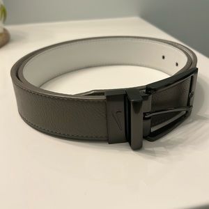 Nike Golf Reversible Belt Men’s size 36 Gray/White